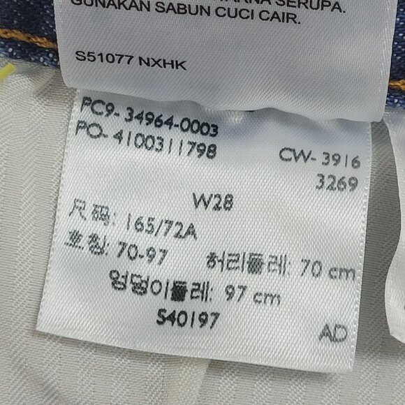 Levis Womens  Button fly Jeans Size 28 100% Cotton Raw hem Light Distressed 4CT - Picture 5 of 11